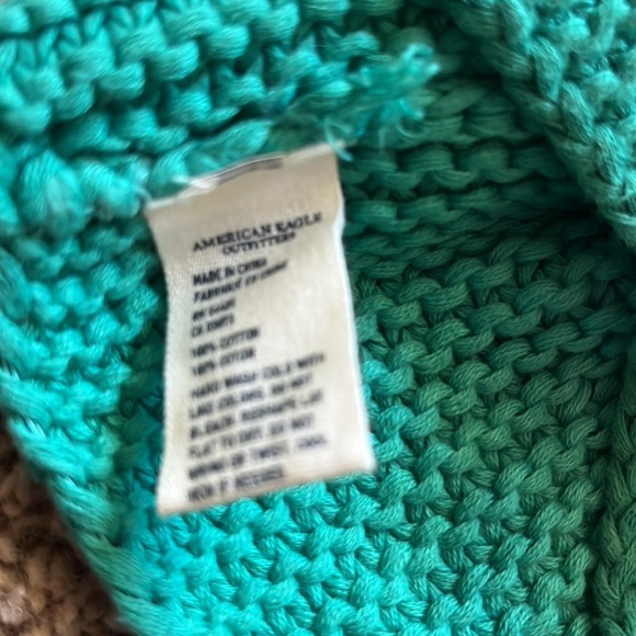 AEO Ombré Beanie - Picture 3 of 4